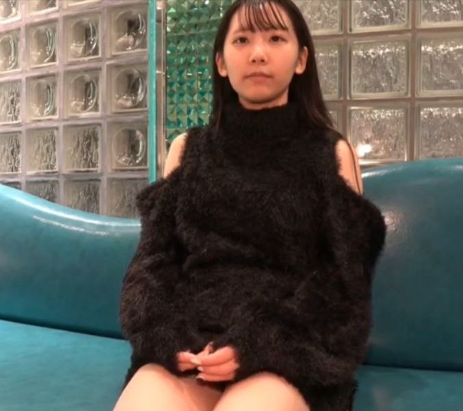 20岁女神下海！纯欲巅峰【田园橘子】，这腰身这屁股简直绝了，毛茸茸的小逼逼，好想扑上去舔一下